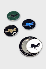 Magnetic coin with ball markers